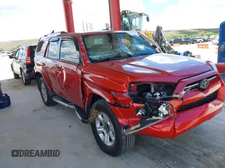 2021 Toyota 4Runner SR5 with VIN JTEEU5JR9M5232380, listed as a IAAI auction lot 42270096 with 84,329 mi miles and . Bid and sale history available at DreamBid. Image 1.