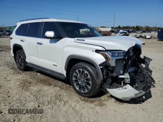 2024 Toyota Sequoia SR5 with VIN 7SVAAABA9RX042917, listed as a Copart auction lot 43750015 with 17,793 mi miles and Salvage Title. Bid and sale history available at carsss.com. Image 4.