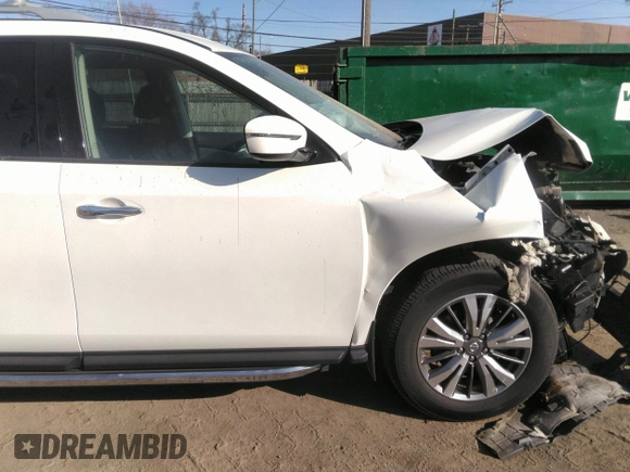 2019 Nissan Pathfinder SV with VIN 5N1DR2MM8KC621628, listed as a IAAI auction lot 41785695 with 55,003 mi miles. Bid and sale history available at carsss.com. Image 13.