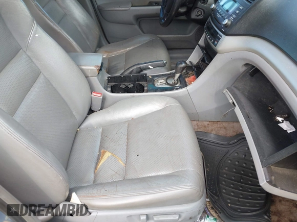 2006 Acura TSX z VIN JH4CL968X6C035236, wystawiony jako IAAI lot #40745982 z przebiegiem 202 317 mil mil oraz . Historia ofert i sprzedaży dostępna na DreamBid. Obrazek 5.