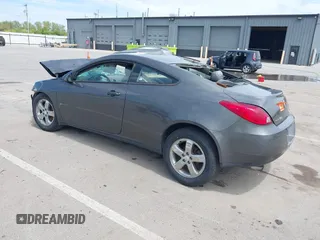2007 Pontiac G6 GT z VIN 1G2ZH18N774116454, wystawiony jako IAAI lot #42245394 z przebiegiem Nie podano mil oraz . Historia ofert i sprzedaży dostępna na DreamBid. Obrazek 3.