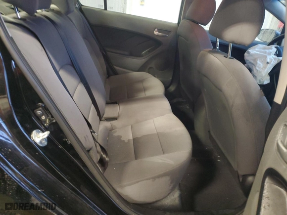 2017 Kia Forte LX with VIN 3KPFK4A7XHE138915, listed as a Copart auction lot 44567925 with 136,517 mi miles and Salvage Title. Bid and sale history available at carsss.com. Image 10.