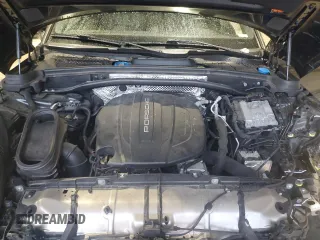 2021 Porsche Macan with VIN WP1AA2A50MLB04711, listed as a Copart auction lot 47349055 with 34,539 mi miles and Salvage Title. Bid and sale history available at DreamBid. Image 12.
