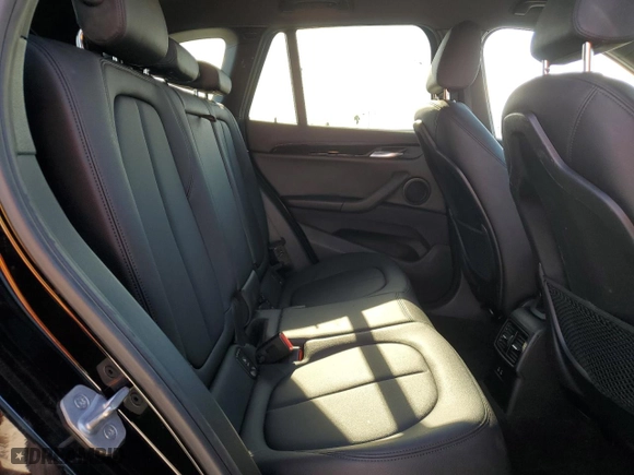 2019 BMW X1 sDrive28i with VIN WBXHU7C59K5N01520, listed as a Copart auction lot 44910215 with 44,239 mi miles and Salvage Title. Bid and sale history available at carsss.com. Image 12.