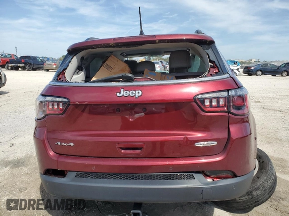 2022 Jeep Compass Latitude with VIN 3C4NJDBB3NT122001, listed as a Copart auction lot 49151555 with 92,165 mi miles and Salvage title. Bid and sale history available at DreamBid. Image 6.