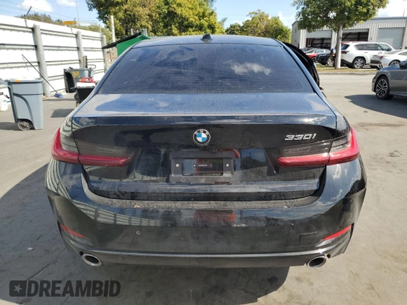 2025 BMW 3 Series 330i with VIN 3MW69CW05S8F12058, listed as a Copart auction lot 88821005 with 2,733 mi miles and Salvage Title. Bid and sale history available at carsss.com. Image 6.