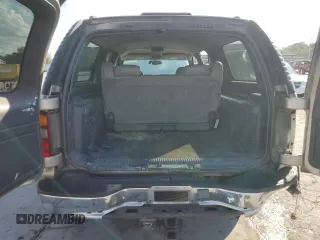 2000 Chevrolet Suburban LT with VIN 3GNEC16T2YG136424, listed as a Copart auction lot 74735894 with 495,172 mi miles and Salvage Title. Bid and sale history available at carsss.com. Image 13.
