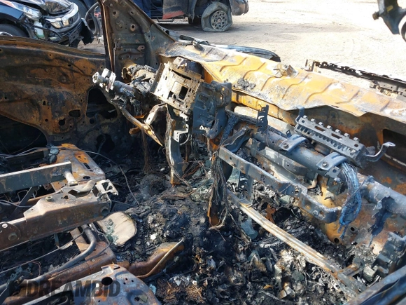 2018 Nissan Titan SV z VIN 1N6AA1EJ2JN526477, wystawiony jako IAAI lot #41872455 z przebiegiem Nie podano mil oraz . Historia ofert i sprzedaży dostępna na DreamBid. Obrazek 5.