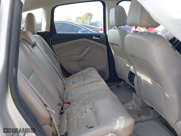 2015 Ford C-Max Hybrid SEL with VIN 1FADP5BU0FL111493, listed as a IAAI auction lot 40675780 with 99,891 mi miles. Bid and sale history available at carsss.com. Image 8.