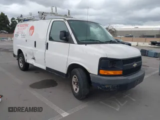 2009 Chevrolet Express Cargo Van with VIN 1GCGG25C591137189, listed as a IAAI auction lot 41785663 with 250,456 mi miles. Bid and sale history available at carsss.com. Image 1.