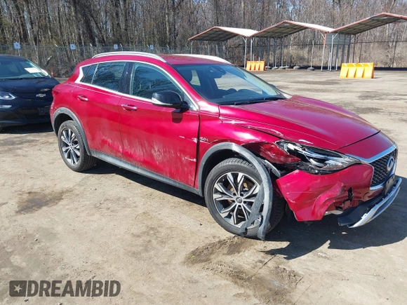 2017 Infiniti QX30 Luxury with VIN SJKCH5CR2HA021321, listed as a IAAI auction lot 41729337 with 55,486 mi miles. Bid and sale history available at carsss.com. Image 1.