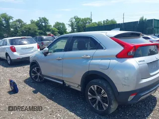 2018 Mitsubishi Eclipse Cross SE with VIN JA4AT5AA6JZ069587, listed as a IAAI auction lot 39903854 with 82,616 mi miles and . Bid and sale history available at DreamBid. Image 3.