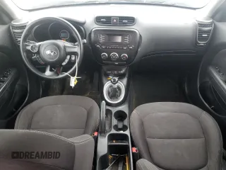 2016 Kia Soul with VIN KNDJN2A25G7825227, listed as a Copart auction lot 44054395 with 96,590 mi miles and Salvage Title. Bid and sale history available at carsss.com. Image 8.