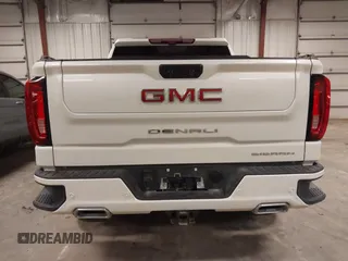 2022 GMC Sierra 1500 with VIN 3GTUUGET4NG616787, listed as a IAAI auction lot 41817869 with 38,288 mi miles and . Bid and sale history available at DreamBid. Image 17.