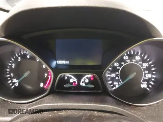 2017 Ford Escape SE with VIN 1FMCU9GD4HUC83761, listed as a IAAI auction lot 41487002 with 125,375 mi miles. Bid and sale history available at carsss.com. Image 7.