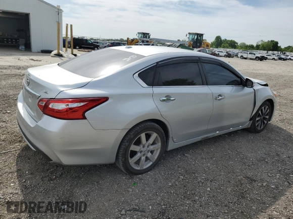 2017 Nissan Altima SL with VIN 1N4AL3AP3HC209841, listed as a Copart auction lot 57486595 with 200,668 mi miles and Salvage title. Bid and sale history available at DreamBid. Image 3.