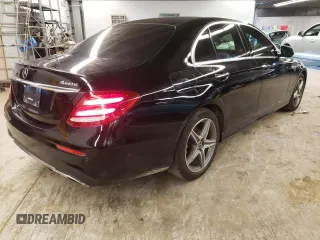 2019 Mercedes-Benz E-Class E 300 with VIN WDDZF4KB9KA550344, listed as a Copart auction lot 71108152 with 23,210 mi miles. Bid and sale history available at carsss.com. Image 3.
