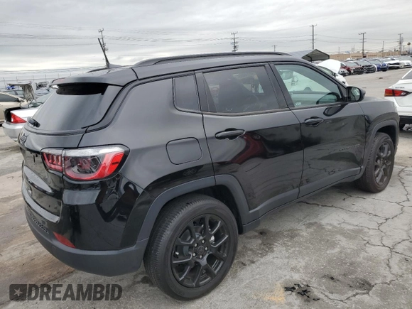2025 Jeep Compass Latitude с VIN 3C4NJDBN5ST505542, выставлен на аукционе Copart как лот 48170865 с пробегом 1 000 миль миль и Списание • Salvage title. История ставок и продаж доступна на DreamBid. Изображение 3.