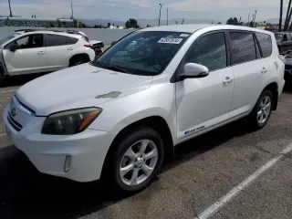 2014 Toyota RAV4 with VIN 2T3YL4DV0EW002387, listed as a Copart auction lot 62857974 with 134,536 mi miles and Clean Title. Bid and sale history available at carsss.com. Image 1.