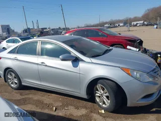 2011 Hyundai Sonata GLS with VIN 5NPEB4AC5BH146898, listed as a IAAI auction lot 41754521 with 93,373 mi miles. Bid and sale history available at carsss.com. Image 13.