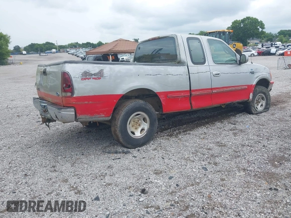 1997 Ford F-150 XL with VIN 1FTDX1869VNA33231, listed as a IAAI auction lot 42697823 with 149,986 mi miles and . Bid and sale history available at DreamBid. Image 4.