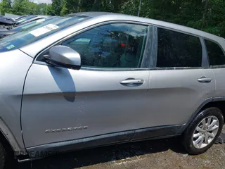 2016 Jeep Cherokee Limited с VIN 1C4PJMDB9GW240055, выставлен на аукционе IAAI как лот 42510018 с пробегом 105 425 миль миль и . История ставок и продаж доступна на DreamBid. Изображение 14.