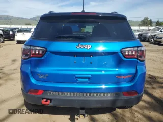 2022 Jeep Compass Trailhawk с VIN 3C4NJDDB1NT226032, выставлен на аукционе Copart как лот 50237725 с пробегом 44 805 миль миль и Списание • Salvage title. История ставок и продаж доступна на DreamBid. Изображение 6.