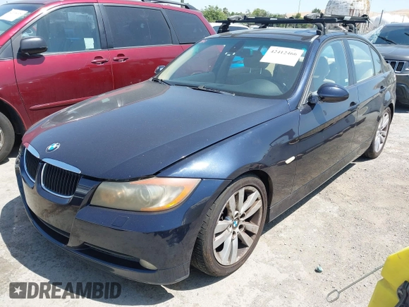 2006 BMW 3 Series 325i z VIN WBAVB17516NK41341, wystawiony jako IAAI lot #42412466 z przebiegiem 237 804 mil mil oraz . Historia ofert i sprzedaży dostępna na DreamBid. Obrazek 2.