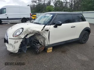 2014 MINI Hardtop S with VIN WMWXM7C52ET969398, listed as a Copart auction lot 64737835 with 77,578 mi miles and Salvage title. Bid and sale history available at DreamBid. Image 1.
