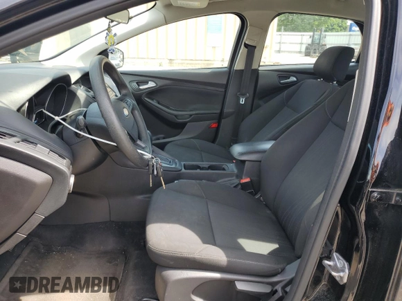 2018 Ford Focus SE z VIN 1FADP3F2XJL276652, wystawiony jako Copart lot #57499965 z przebiegiem 112 388 mil mil oraz Szkoda całkowita • Salvage title. Historia ofert i sprzedaży dostępna na DreamBid. Obrazek 7.