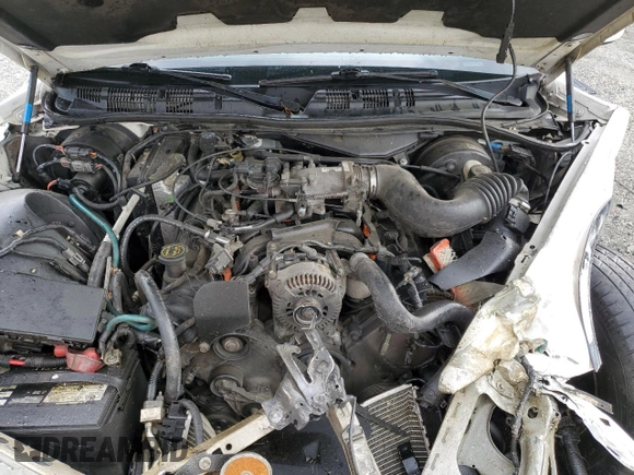 2003 Mercury Grand Marquis GS Convenience z VIN 2MEFM74WX3X633910, wystawiony jako Copart lot #52999865 z przebiegiem 207 970 mil mil oraz Szkoda całkowita • Salvage title. Historia ofert i sprzedaży dostępna na DreamBid. Obrazek 11.