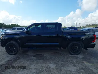 2022 Toyota Tundra 2WD SR5 with VIN 5TFLA5AB5NX012795, listed as a IAAI auction lot 41599301 with 25,191 mi miles. Bid and sale history available at carsss.com. Image 15.