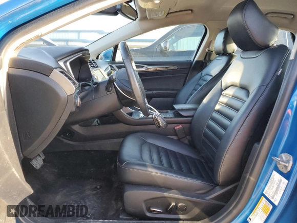 2020 Ford Fusion SEL with VIN 3FA6P0CD6LR131061, listed as a Copart auction lot 53372315 with 122,120 mi miles and Salvage title. Bid and sale history available at DreamBid. Image 7.