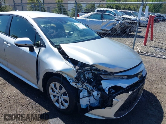2020 Toyota Corolla LE with VIN JTDEPRAE9LJ078792, listed as a IAAI auction lot 42007551 with 65,154 mi miles. Bid and sale history available at carsss.com. Image 6.