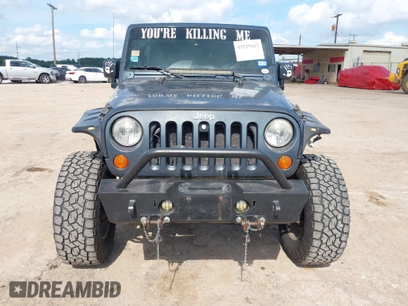 2008 Jeep Wrangler Unlimited Sahara with VIN 1J4GA591X8L520621, listed as a IAAI auction lot 42525613 with 184,239 mi miles and . Bid and sale history available at DreamBid. Image 6.