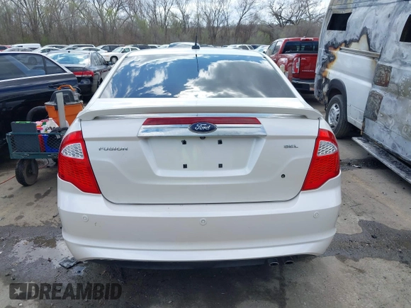 2010 Ford Fusion SEL with VIN 3FAHP0JA8AR129486, listed as a IAAI auction lot 41878346 with 137,983 mi miles. Bid and sale history available at carsss.com. Image 16.