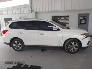 2017 Nissan Pathfinder SV z VIN 5N1DR2MN3HC674075, wystawiony jako IAAI lot #42435222 z przebiegiem 164 839 mil mil oraz . Historia ofert i sprzedaży dostępna na DreamBid. Obrazek 13.