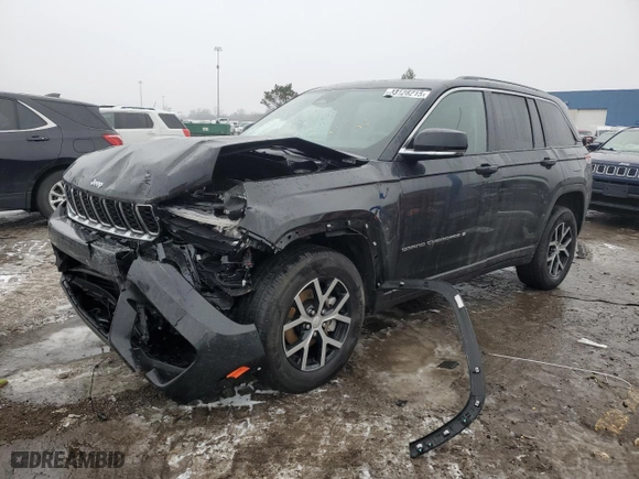 2023 Jeep Grand Cherokee Limited with VIN 1C4RJHBG2PC643813, listed as a Copart auction lot 43128215 with 12,749 mi miles and Clean Title. Bid and sale history available at carsss.com. Image 1.
