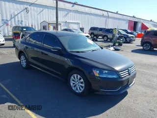 2014 Volkswagen Passat S with VIN 1VWAT7A33EC028875, listed as a IAAI auction lot 42762915 with 137,747 mi miles and . Bid and sale history available at DreamBid. Image 1.