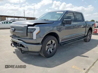 2023 Ford F-150 Lightning Pro с VIN 1FTVW1EL1PWG49181, выставлен на аукционе Copart как лот 61665335 с пробегом 8 258 миль миль и Списание • Salvage title. История ставок и продаж доступна на DreamBid. Изображение 1.