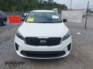 2019 Kia Sorento S V6 with VIN 5XYPG4A57KG605108, listed as a IAAI auction lot 41899611 with 121,198 mi miles. Bid and sale history available at carsss.com. Image 12.