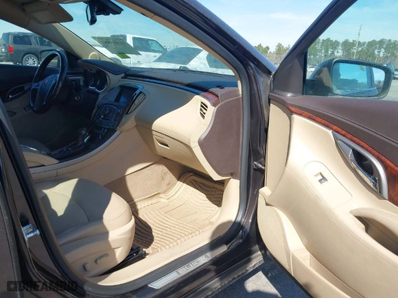 2013 Buick LaCrosse Leather with VIN 1G4GC5ER1DF171039, listed as a IAAI auction lot 41805894 with 93,601 mi miles. Bid and sale history available at carsss.com. Image 5.