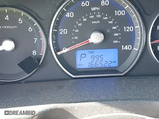2010 Hyundai Santa Fe GLS with VIN 5NMSG3AB2AH393670, listed as a IAAI auction lot 41822377 with 166,522 mi miles. Bid and sale history available at carsss.com. Image 15.