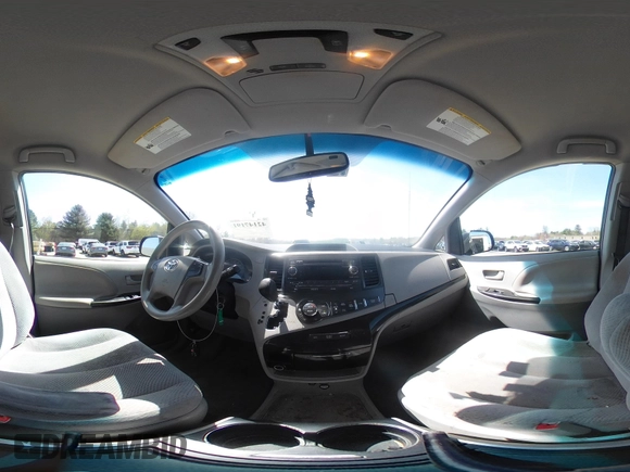 2014 Toyota Sienna LE AAS with VIN 5TDKK3DC1ES436031, listed as a IAAI auction lot 42147191 with 276,821 mi miles. Bid and sale history available at carsss.com. Image 18.