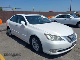 2012 Lexus ES 330 z VIN JTHBK1EG4C2481666, wystawiony jako IAAI lot #42473898 z przebiegiem 164 456 mil mil oraz . Historia ofert i sprzedaży dostępna na DreamBid. Obrazek 1.