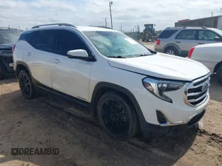 2020 GMC Terrain SLT with VIN 3GKALPEX2LL237112, listed as a IAAI auction lot 41701313 with 158,532 mi miles. Bid and sale history available at carsss.com. Image 1.