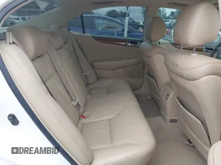 2005 Lexus ES 330 with VIN JTHBA30G055084186, listed as a IAAI auction lot 42064508 with 154,736 mi miles. Bid and sale history available at carsss.com. Image 8.