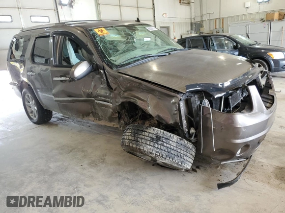 2013 GMC Yukon Denali with VIN 1GKS2EEF4DR225153, listed as a Copart auction lot 68308514 with 0 mi miles and Salvage Title. Bid and sale history available at carsss.com. Image 4.