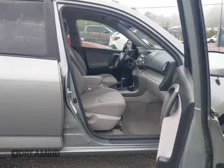 2008 Toyota RAV4 Limited с VIN JTMBD31V386076023, выставлен на аукционе IAAI как лот 42256880 с пробегом 200 495 миль миль и . История ставок и продаж доступна на DreamBid. Изображение 5.