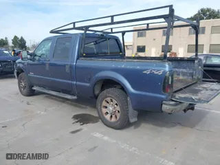 2004 Ford Super Duty F-250 XL with VIN 1FTNW21P14EB07031, listed as a IAAI auction lot 41615020 with 272,861 mi miles. Bid and sale history available at carsss.com. Image 3.